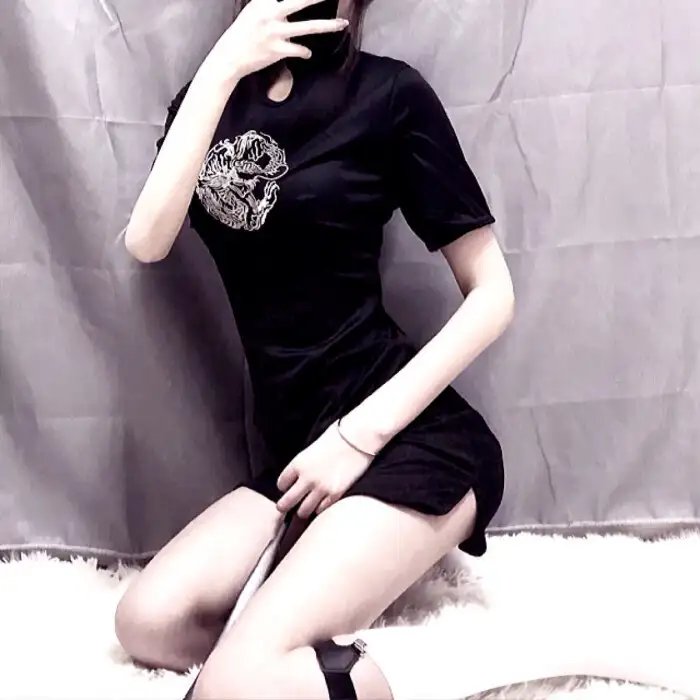 烈焰焚币